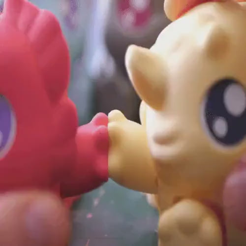 Monsterinis – Flexi Monster in an Egg | Magnetic Hands